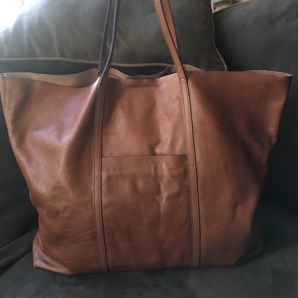 Banana Republic brown leather tote