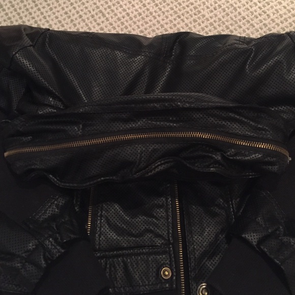 Faux Leather Mesh Jacket- Size Small- so cute!! - Picture 3 of 4
