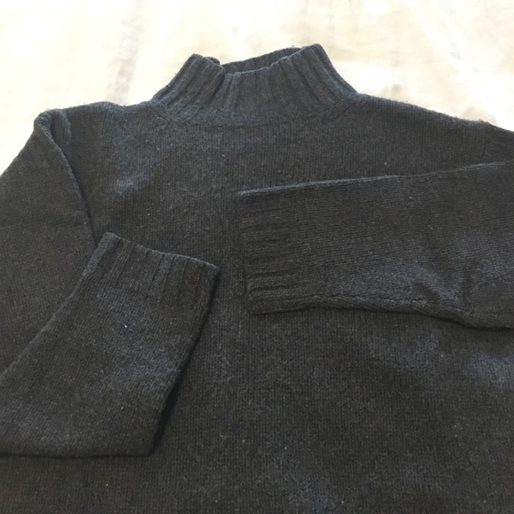 Men’s gray wool turtleneck sweater - Picture 2 of 4
