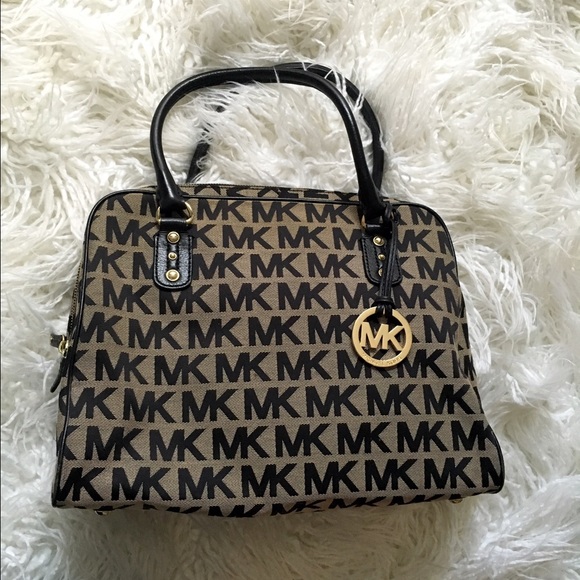 Michael Kors Tote