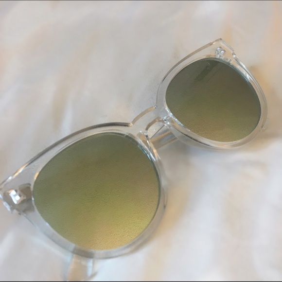 QUAY AUSTRALIA Like Wow Sunglasses