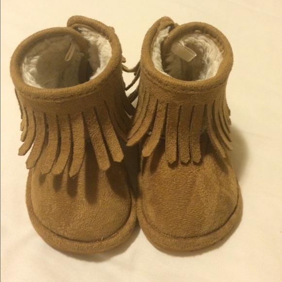 Fringe boot. Baby.
