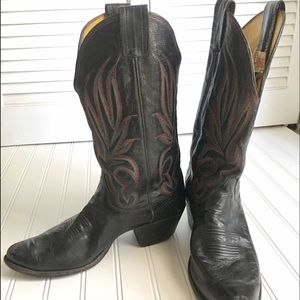 Vintage all leather Cowboy boot!