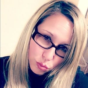 Meet your Posher, Marci