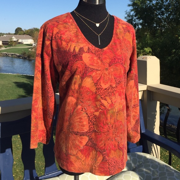 Chicos V-neck 3/4 Sleeve Top-plz see measurements