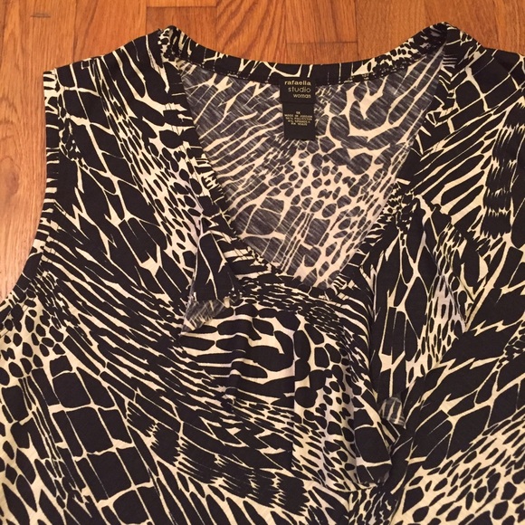 Rafaella sleeveless tank/tee 1x