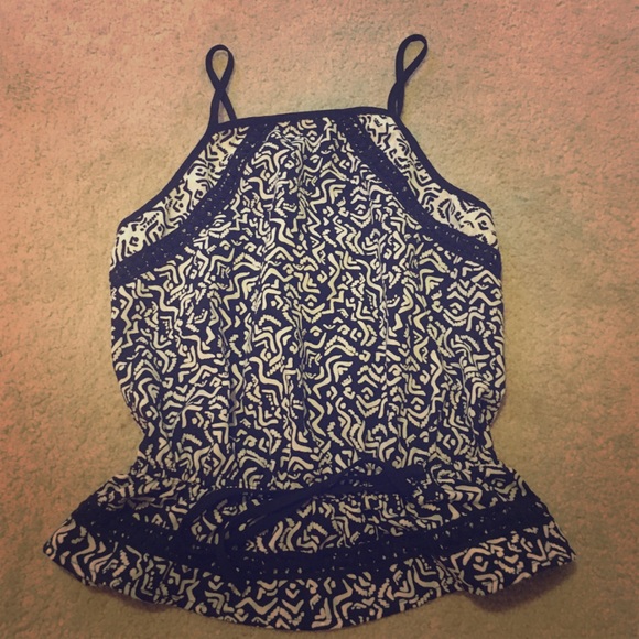 Xhilaration never worn summer crop top
