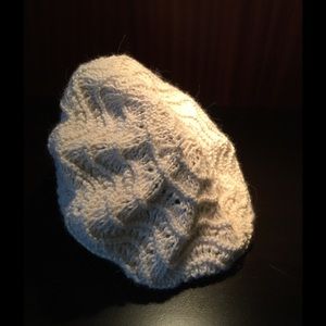 Alpaca Off White Hand Knit LIKE NEW  Hat