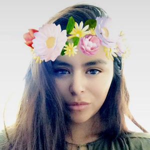 Meet your Posher, Beatriz