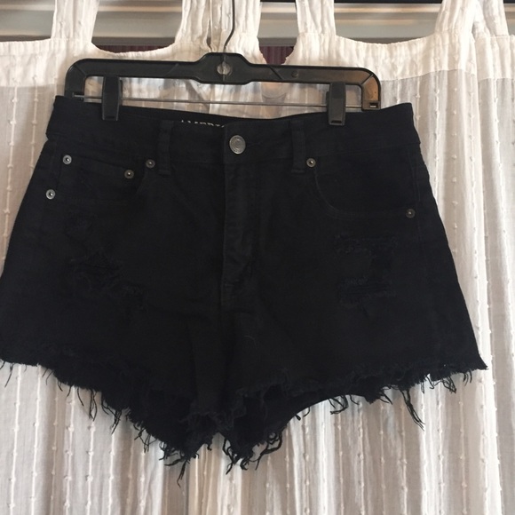 Black distressed AE shorts