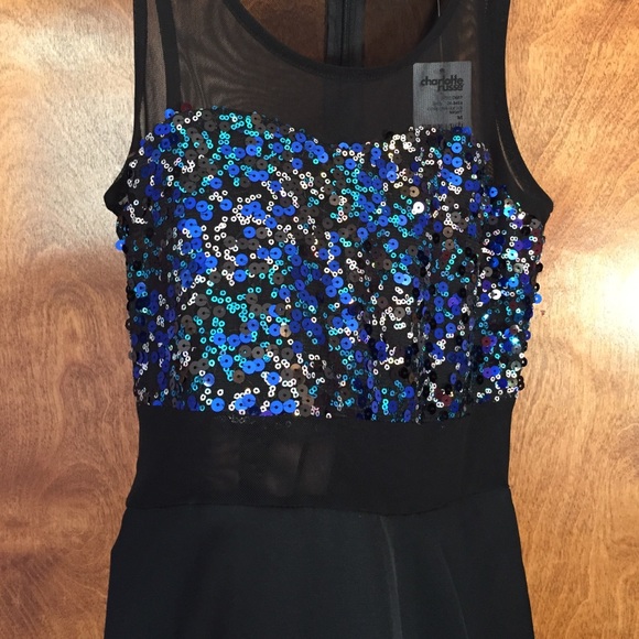 Sequin Dress With Mesh Neckline & Waist - Picture 3 of 4