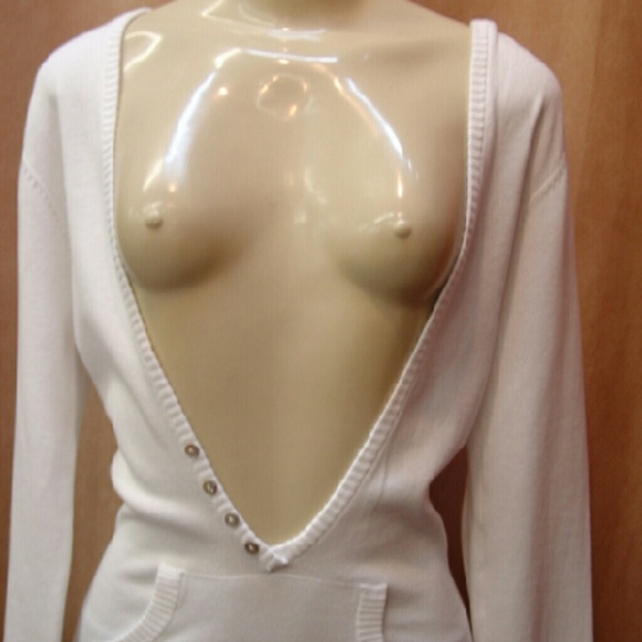 Hooded white or red knit sweater.  Nwot. - Picture 3 of 4