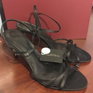 Zara Basic straps black sandals