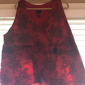 Plus size red and black top