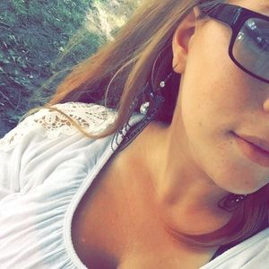 Meet your Posher, Jenny