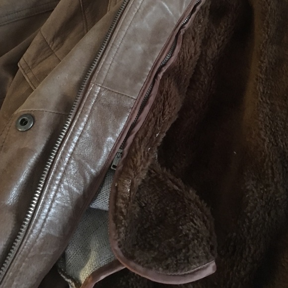 Vintage Brown leather bomber jacket - Picture 3 of 7