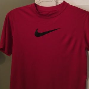 Nike dri fit size youth large