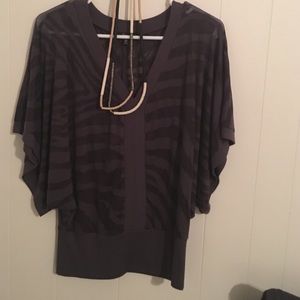 BUNDLE- express shirt and LOFT necklace