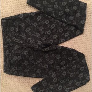 Banana Republic patterned skinny crop jeans