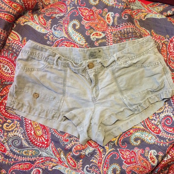 American Eagle Olive Green Shorts