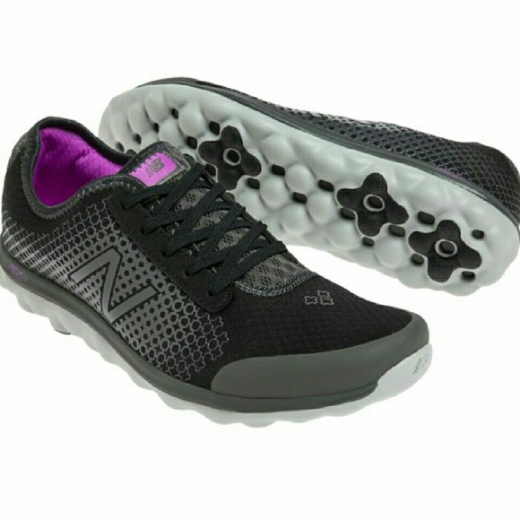 New Balance Shoes - 🎉SALE🎉 New Balance women's sneakers size 9D