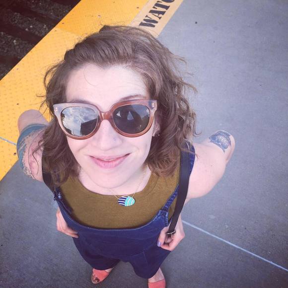 Meet your Posher, Lisa