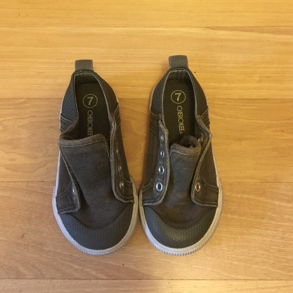 Cherokee sneakers for toddler boys size 7