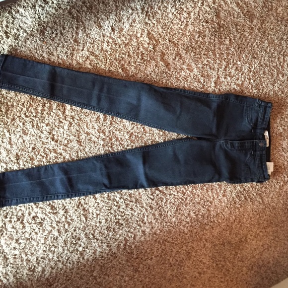 Black super skinny high waisted hollister jeans