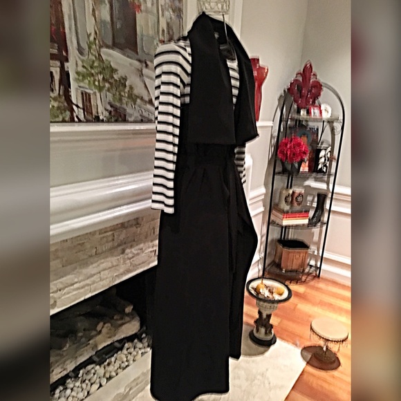 ๐๐Long tie front duster vest! ๐ LAST 2 - Picture 2 of 3