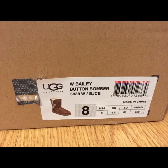 Bailey Uggs Brown - Picture 4 of 4