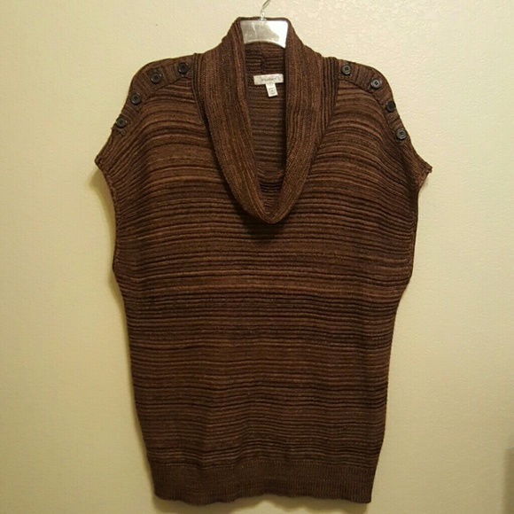 Cowl neck accent piece