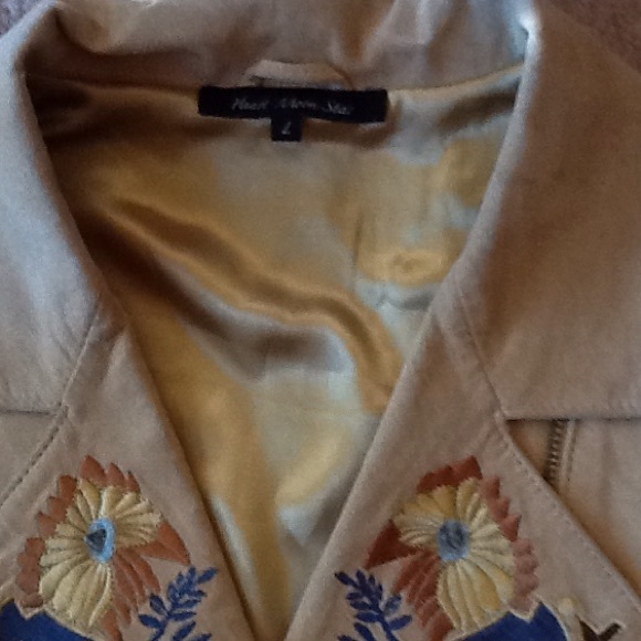 Heart Moon Star suede motto jacket. - Picture 3 of 4