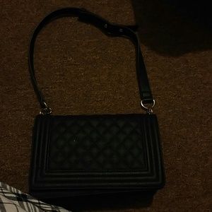 Quilted shoulder bag