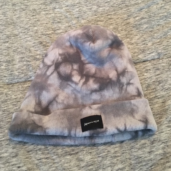 ❌🚫SOLD- Quiksilver acid wash beanie