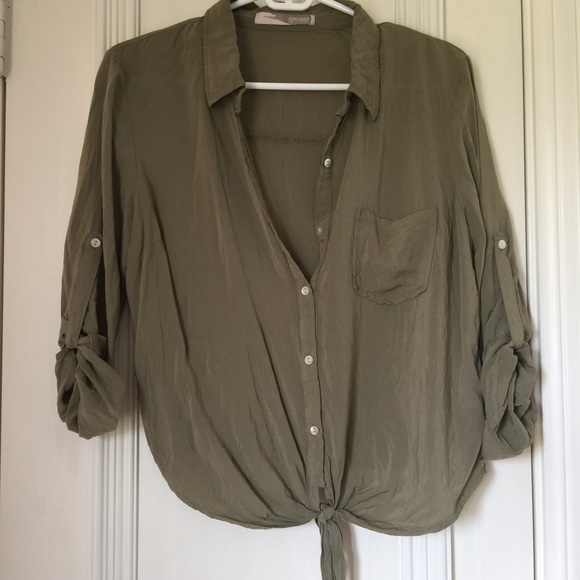 Tops - Olive green button down blouse top with tie