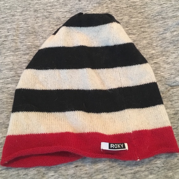 Striped Roxy beanie