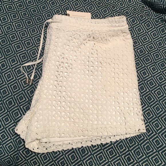 Anthropologie Pants - Anthropologie Elevenses White Square Lace shorts