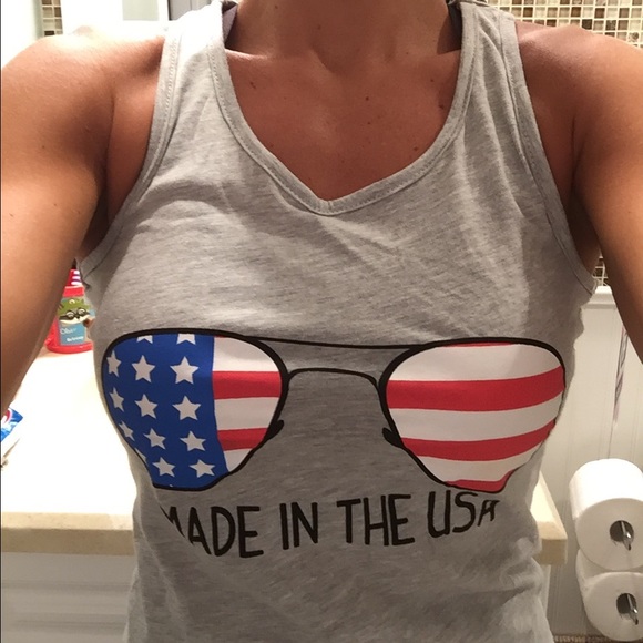 🇺🇸 Made in the USA Tank🇺🇸 - Picture 2 of 4