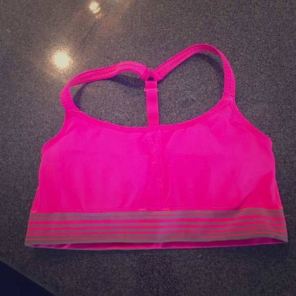Athleta Up-tempo Stripe Seamless Bra!