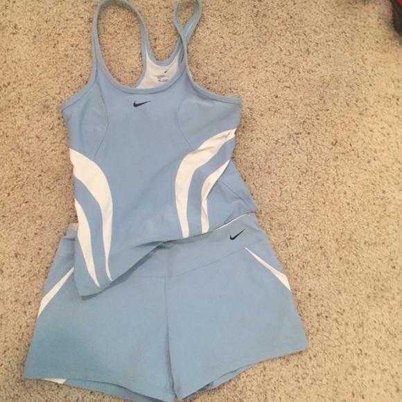 Nike workout outfit