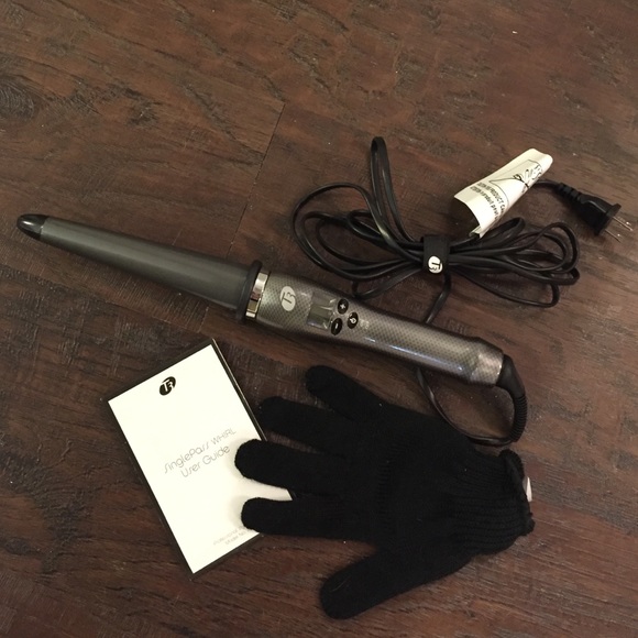 T3 SinglePass Whirl Professional Styling Wand