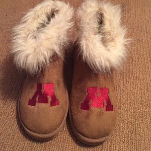 Minnesota Gopher Slippers