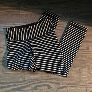 Lululemon strip leggings. Sz 2. Rare