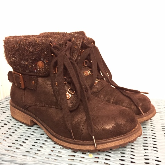 Black Roxy combat boots