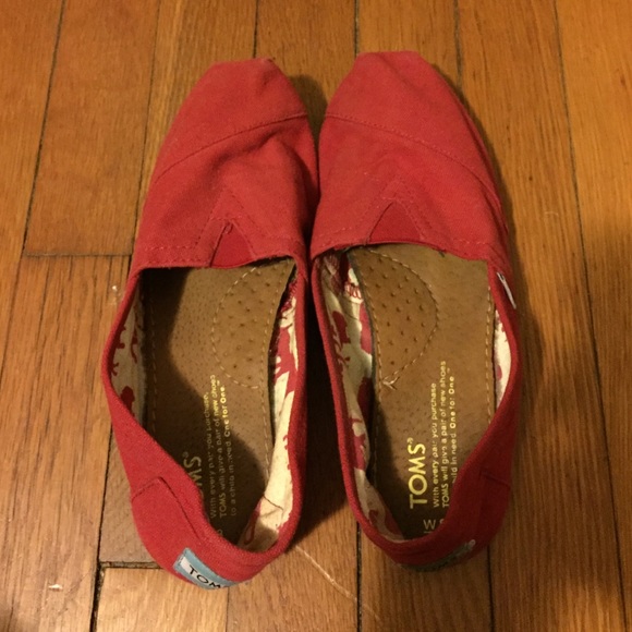 Red Toms women's size 8