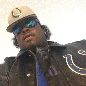 Meet your Posher, Edward