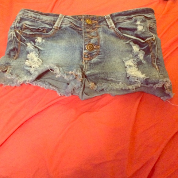 Short shorts