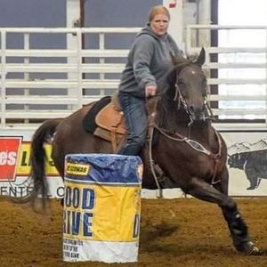 Meet your Posher, Justine