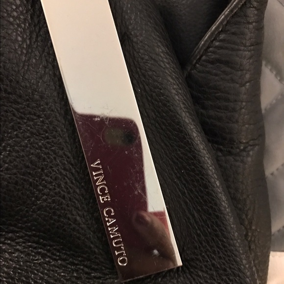 Basic Black Vince Camuto Bag - Picture 2 of 3