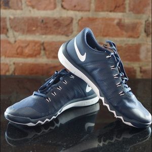 Nike Flywire Running Shoes